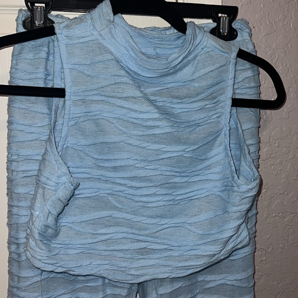 Blue 2 Piece Wide leg & Crop Top Set Size Small - Picture 4 of 15